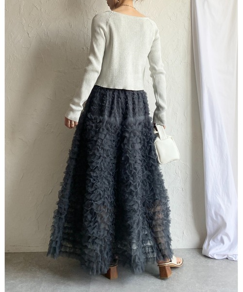 She's Closet(シーズクローゼット)の「Aラインフレアロング丈 フリル ボリューム チュール ティアードスカート(スカート・レディース・ブラック/オフホワイト/グレー・FREE)」の10枚目の写真