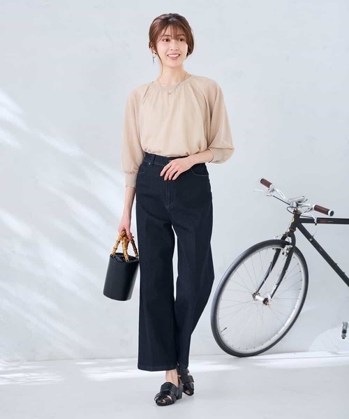 a.v.v(アーヴェヴェ)の「シアーギャザーニット(ニット/セーター・レディース・ネイビー/ベージュ・39)」の12枚目の写真