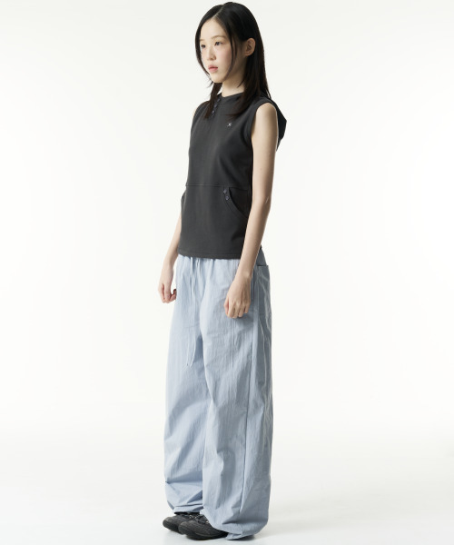 THECOLDESTMOMENT(ザコールデストモーメント)の「TCM mini logo nylon pants (sky blue)(スウェットパンツ・レディース・その他・SMALL/MEDIUM/LARGE)」の11枚目の写真