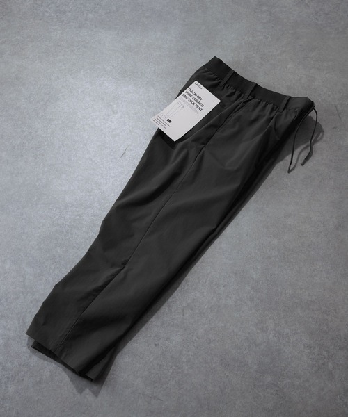 LAKOLE(ラコレ)の「エアドライVTGタックパンツ / 667273(その他パンツ・メンズ・ベージュ/オリーブ/ブラック・LARGE/SMALL/MEDIUM)」の2枚目の写真