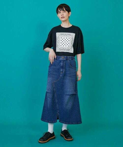 FRAPBOIS(フラボア)の「カーブデニム3 スカート(スカート・レディース・ブルー/ブラック・1/0)」の10枚目の写真