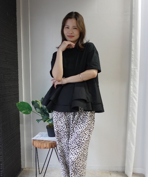 CORNERS(コーナーズ)の「【機能素材】ペプラムフレアTシャツ【接触冷感】【UV加工】【吸水速乾】(Tシャツ/カットソー・レディース・ブルー/ブラック/ホワイト/キャメル・M)」の18枚目の写真