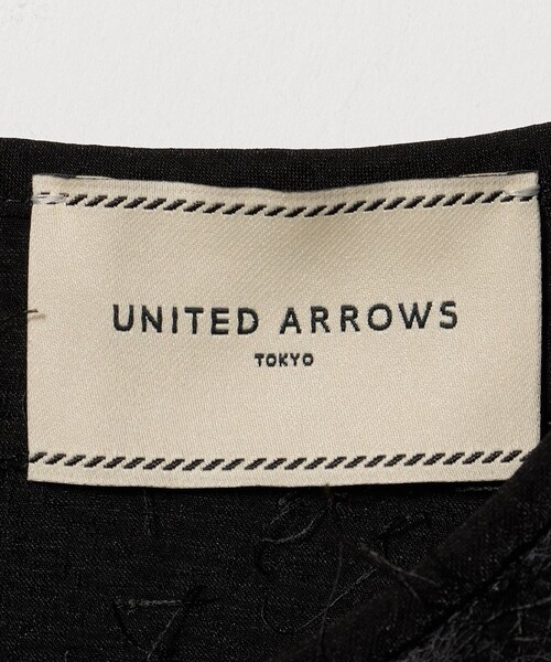UNITED ARROWS(ユナイテッドアローズ)の「フリンジ Tシャツ ブラウス(シャツ/ブラウス・レディース・ホワイト/ブラック・FREE)」の22枚目の写真
