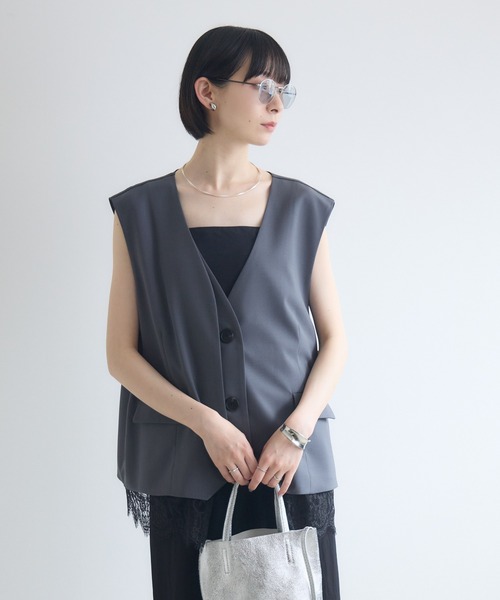 Paradise Picnic(パラダイスピクニック)の「TRANOI. レースヘムカラージレ(ベスト・レディース・チャコールグレー/ブラック/ベージュ・FREE)」の20枚目の写真