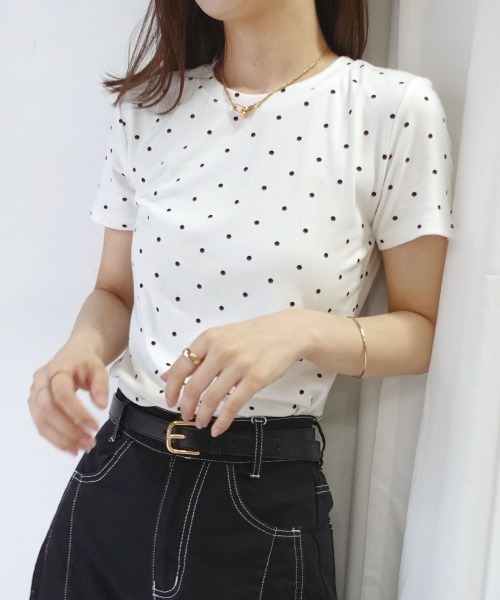 CORNERS(コーナーズ)の「ドット柄コンパクトTシャツ(Tシャツ/カットソー・レディース・ホワイト/ブラック・M)」の4枚目の写真