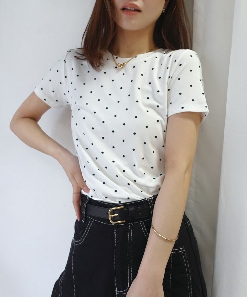 CORNERS(コーナーズ)の「ドット柄コンパクトTシャツ(Tシャツ/カットソー・レディース・ホワイト/ブラック・M)」の8枚目の写真