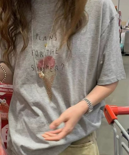 LYEON(リヨン)の「アイスクリームゆるTシャツ(Tシャツ/カットソー・レディース・グレー/オフホワイト・FREE)」の13枚目の写真