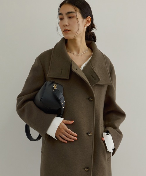 SALON adam et rope'(サロン アダム エ ロペ)の「【WEB限定】スタンドカラー2WAYロングコート(ダウンジャケット/コート・レディース・チャコールグレー/ライトグレー/ブラウン・FREE)」の8枚目の写真