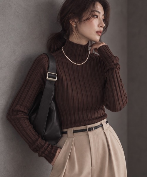 ap retro(アプレトロ)の「【ap retro basic】ワイドリブハイネックニット(ニット/セーター・レディース・ブラック/モカ/ライトベージュ/チャコール・FREE)」の4枚目の写真