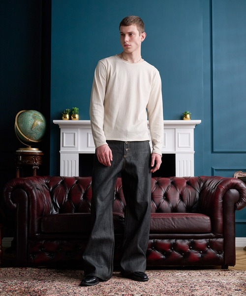 Regen Glanz(レーゲングランツ)の「raw-edge essential long sleeve tee / ロウエッジエッセンシャルロングスリーブT(Tシャツ/カットソー・メンズ・グレー/オフホワイト/レッド系その他/ブラック・LARGE/SMALL/MEDIUM)」の13枚目の写真