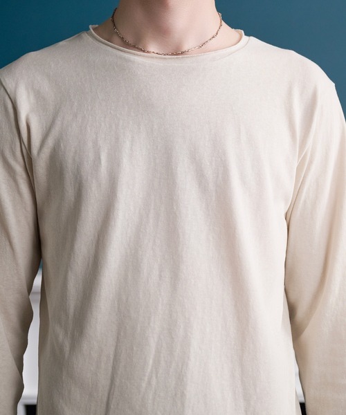 Regen Glanz(レーゲングランツ)の「raw-edge essential long sleeve tee / ロウエッジエッセンシャルロングスリーブT(Tシャツ/カットソー・メンズ・グレー/オフホワイト/レッド系その他/ブラック・LARGE/SMALL/MEDIUM)」の14枚目の写真