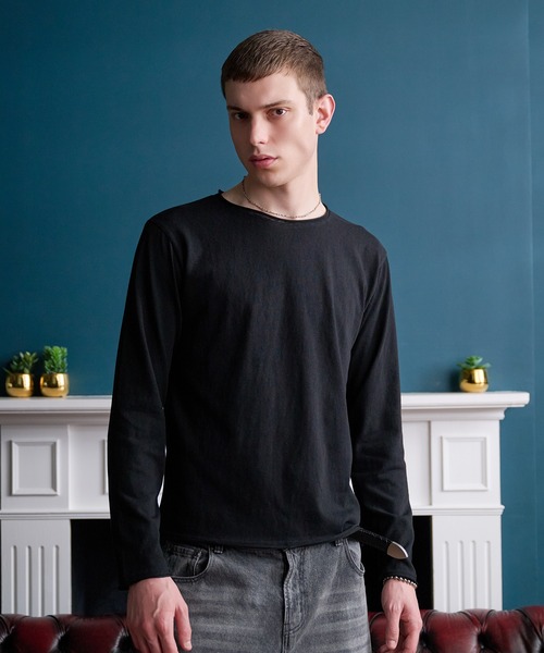 Regen Glanz(レーゲングランツ)の「raw-edge essential long sleeve tee / ロウエッジエッセンシャルロングスリーブT(Tシャツ/カットソー・メンズ・グレー/オフホワイト/レッド系その他/ブラック・LARGE/SMALL/MEDIUM)」の18枚目の写真
