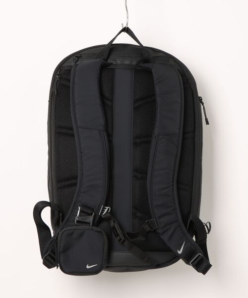 NIKE(ナイキ)の「NIKE ナイキ U COMMUTE BKPK REF バッグ IQ1281 010BLACK/RFLSLV(ボディバッグ/ウエストポーチ・メンズ・ブラック・FREE)」の4枚目の写真