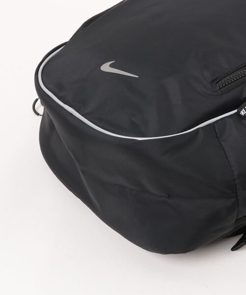 NIKE(ナイキ)の「NIKE ナイキ U COMMUTE BKPK REF バッグ IQ1281 010BLACK/RFLSLV(ボディバッグ/ウエストポーチ・メンズ・ブラック・FREE)」の5枚目の写真