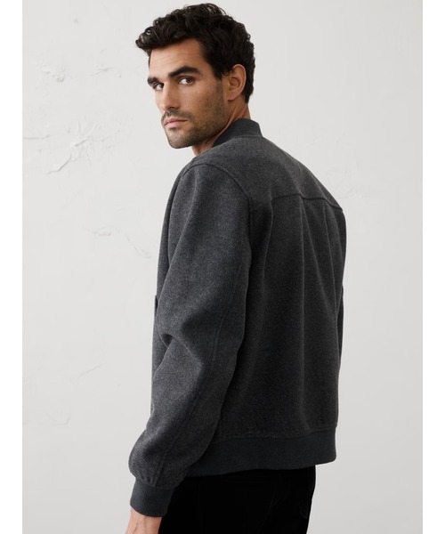 BANANA REPUBLIC FACTORY STORE(バナナリパブリック ファクトリーストア)の「BANANA REPUBLIC FACTORY STORE ニットメルトンボンバージャケット(ブルゾン・メンズ・チャコールグレー・M/L/XL/S)」の4枚目の写真