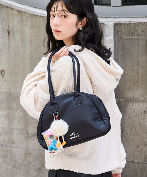 FREAK'S STORE(フリークスストア)の「UMBRO × FREAK'S STORE/アンブロ 別注 ボストンバッグ(ボストンバッグ・レディース・ダークブラウン/ナチュラル/ドット/ブラック・ONE SIZE)」の14枚目の写真