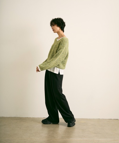 uchi.(ウチ)の「ミックスヤーンVネックニットプルオーバー(ニット/セーター・レディース・パープル/グレー・FREE)」の6枚目の写真