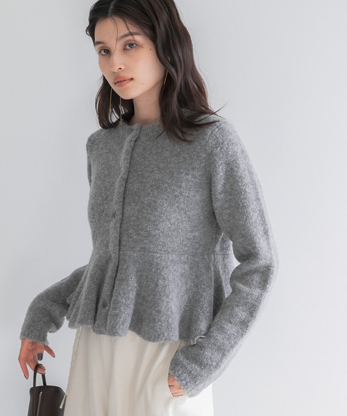 URBAN RESEARCH ROSSO WOMEN(アーバンリサーチ ロッソ)の「『WEB限定』ブークレーペプラムカーディガン(カーディガン/ボレロ・レディース・アイボリー/ライトグレー・FREE)」の1枚目の写真