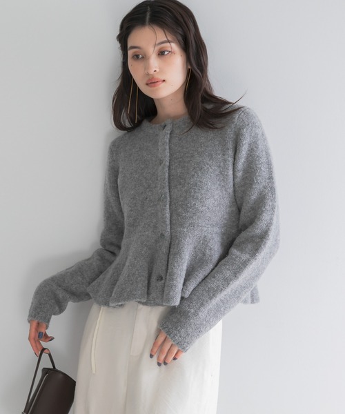 URBAN RESEARCH ROSSO WOMEN(アーバンリサーチ ロッソ)の「『WEB限定』ブークレーペプラムカーディガン(カーディガン/ボレロ・レディース・アイボリー/ライトグレー・FREE)」の11枚目の写真