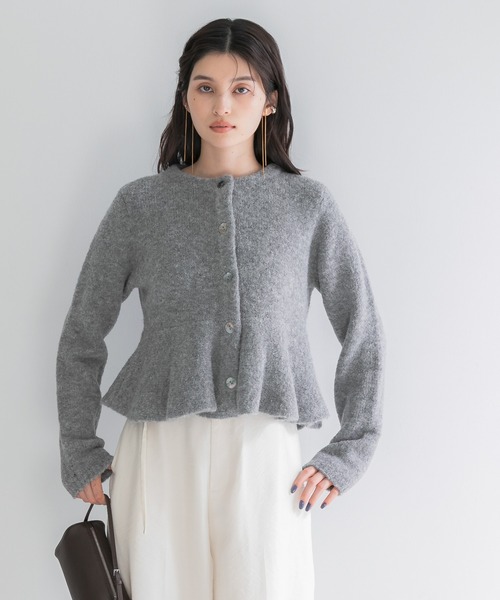 URBAN RESEARCH ROSSO WOMEN(アーバンリサーチ ロッソ)の「『WEB限定』ブークレーペプラムカーディガン(カーディガン/ボレロ・レディース・アイボリー/ライトグレー・FREE)」の12枚目の写真
