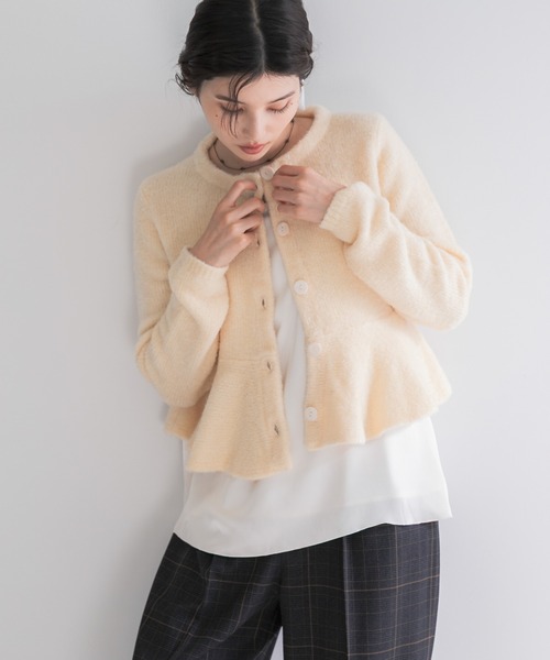 URBAN RESEARCH ROSSO WOMEN(アーバンリサーチ ロッソ)の「『WEB限定』ブークレーペプラムカーディガン(カーディガン/ボレロ・レディース・アイボリー/ライトグレー・FREE)」の16枚目の写真