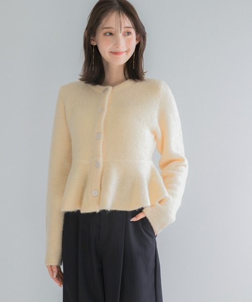 URBAN RESEARCH ROSSO WOMEN(アーバンリサーチ ロッソ)の「『WEB限定』ブークレーペプラムカーディガン(カーディガン/ボレロ・レディース・アイボリー/ライトグレー・FREE)」の21枚目の写真