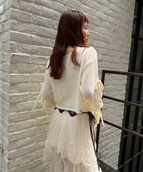 w closet(ダブルクローゼット)の「ワンショル袖リボンニット(ニット/セーター・レディース・ブルー/アイボリー/イエロー・FREE)」の6枚目の写真