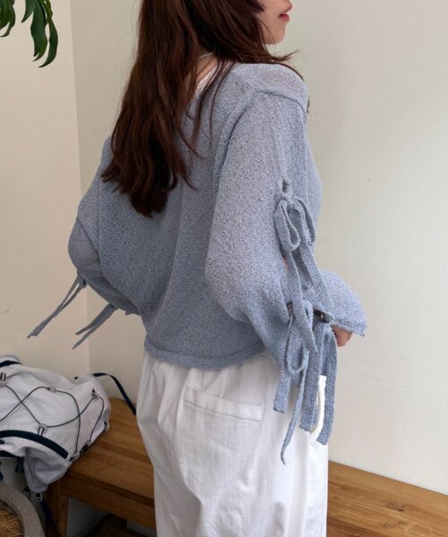 w closet(ダブルクローゼット)の「ワンショル袖リボンニット(ニット/セーター・レディース・ブルー/アイボリー/イエロー・FREE)」の13枚目の写真
