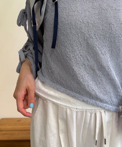 w closet(ダブルクローゼット)の「ワンショル袖リボンニット(ニット/セーター・レディース・ブルー/アイボリー/イエロー・FREE)」の16枚目の写真