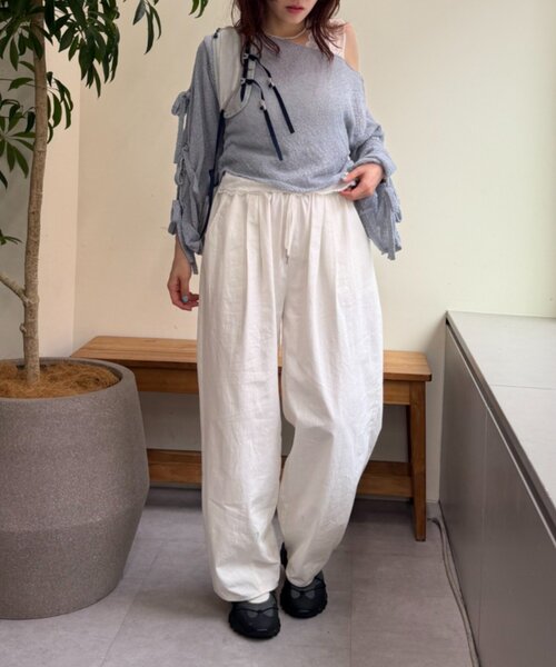 w closet(ダブルクローゼット)の「ワンショル袖リボンニット(ニット/セーター・レディース・ブルー/アイボリー/イエロー・FREE)」の18枚目の写真