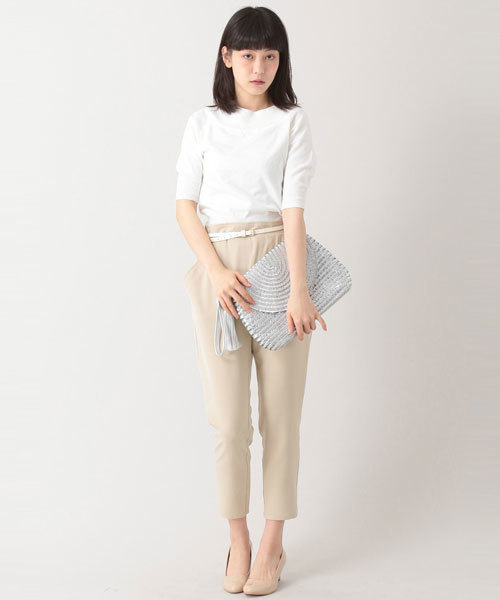 E hyphen world gallery（イーハイフンワールドギャラリー）の「・スリムテーパードパンツ（その他パンツ・レディース・ブルー/ブラック/グレイッシュベージュ・SMALL/MEDIUM）」の2枚目の写真