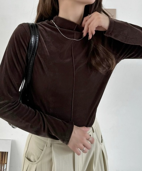 Eclat one(エクラワン)の「【Eclat one】センターライン ベロア ハイネック カットソー(Tシャツ/カットソー・レディース・ブラウン/ブラック/ベージュ・FREE)」の9枚目の写真