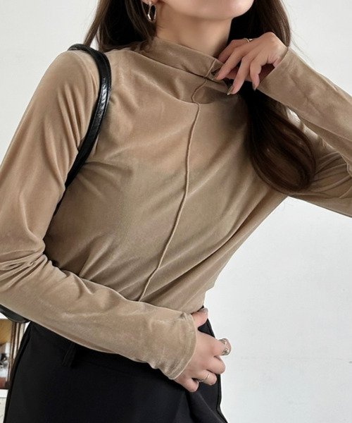 Eclat one(エクラワン)の「【Eclat one】センターライン ベロア ハイネック カットソー(Tシャツ/カットソー・レディース・ブラウン/ブラック/ベージュ・FREE)」の15枚目の写真