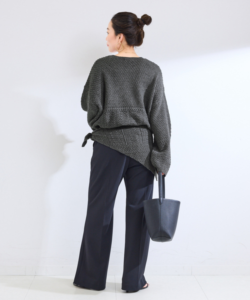 B.C STOCK(ベーセーストック)の「《2点セット》手洗い可 / ストール付き透かし柄プルオーバー(ニット/セーター・レディース・サックスブルー/チャコールグレー/アイボリー・FREE)」の4枚目の写真