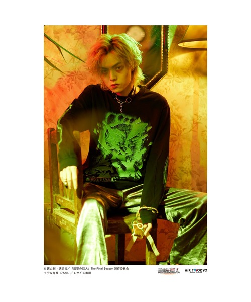 AIR TWOKYO(エアトゥーキョー)の「「進撃の巨人」 The Final SeasonロングスリーブTシャツ1(THE RUMBLING)(Tシャツ/カットソー・レディース・ブラック・SMALL/MEDIUM/LARGE/XX-LARGE)」の1枚目の写真