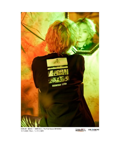 AIR TWOKYO(エアトゥーキョー)の「「進撃の巨人」 The Final SeasonロングスリーブTシャツ1(THE RUMBLING)(Tシャツ/カットソー・レディース・ブラック・SMALL/MEDIUM/LARGE/XX-LARGE)」の3枚目の写真