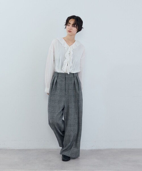 ADIEU TRISTESSE(アデュートリステス)の「《石上美津江さんコラボ》ウールチェックタックパンツ(その他パンツ・レディース・ブラウン系その他/ブラック系その他・40/38)」の8枚目の写真