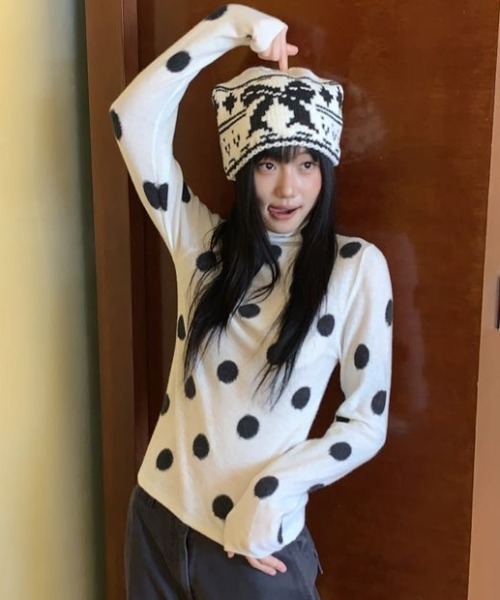 SHERU（シェル）の「フロッキー ドット ハイネック ロンT（Tシャツ/カットソー・レディース・アイボリー/グレー・M）」の21枚目の写真