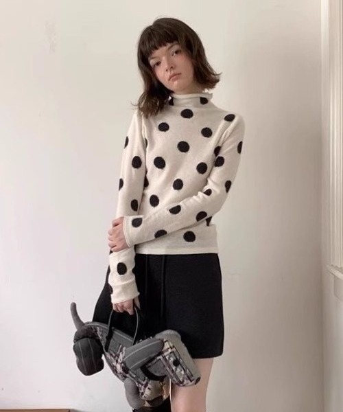 SHERU（シェル）の「フロッキー ドット ハイネック ロンT（Tシャツ/カットソー・レディース・アイボリー/グレー・M）」の3枚目の写真
