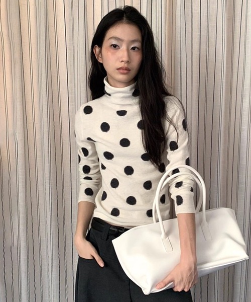 SHERU（シェル）の「フロッキー ドット ハイネック ロンT（Tシャツ/カットソー・レディース・アイボリー/グレー・M）」の22枚目の写真
