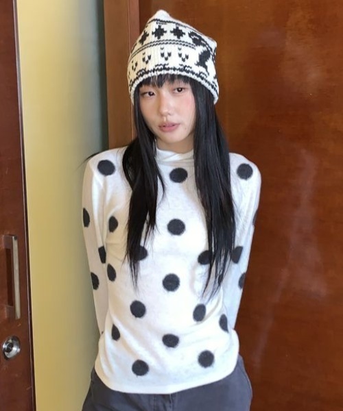 SHERU（シェル）の「フロッキー ドット ハイネック ロンT（Tシャツ/カットソー・レディース・アイボリー/グレー・M）」の10枚目の写真