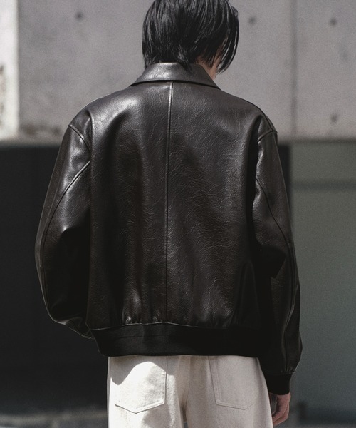 WYM LIDNM(ウィム バイ リドム)の「A-2 ARTIFICIAL GRAIN FLIGHT JACKET(ブルゾン・メンズ・ブラック/ダークブラウン・S/XS/M/L)」の9枚目の写真