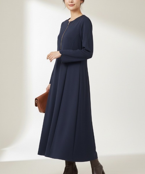 GIVERNY(ジヴェルニー)の「フロントゴールドジップ ダンボールニットAラインフレアロングワンピース(ワンピース・レディース・ベージュ/ネイビー・FREE)」の18枚目の写真