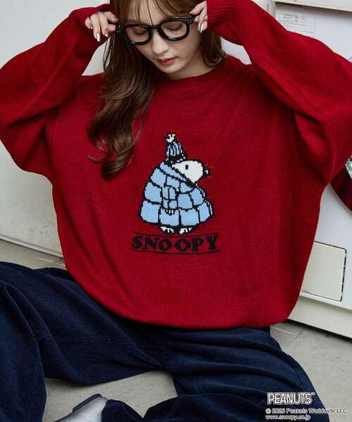 PUBLUX(パブリュクス)の「PUBLUX/パブリュクス THE PEANUTS/Snoopy/Woodstock/スヌーピー/ウッドストック デザインニット 限定展開(ニット/セーター・メンズ・グレー/レッド/ブラウン/イエロー/ダークブラウン・SMALL/LARGE/MEDIUM)」の1枚目の写真