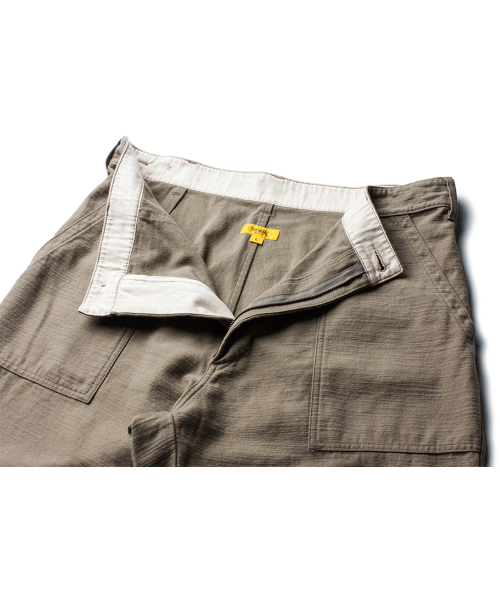 THE RESQ（ザーレスキュー）の「COTTON SLUB KILROY PANTS [DESERT TAN]（その他パンツ・メンズ・その他・MEDIUM/LARGE/X-LARGE）」の4枚目の写真