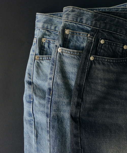 Yuje（ユジェ）の「CUT OUT DENIM 001 (2color, 3size)（デニムパンツ・レディース・ダークブルー/ブラック・SMALL/MEDIUM/LARGE）」の13枚目の写真