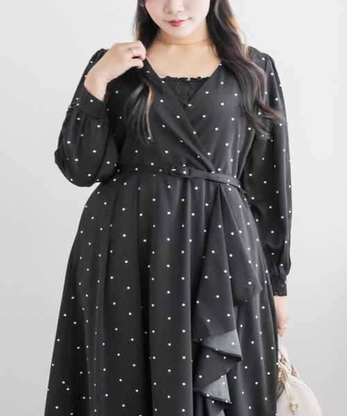 CLETTE(クレット)の「ドット柄カシュクール風フリルワンピース(ワンピース・レディース・ブラック/オフホワイト・3L/LL/4L)」の8枚目の写真