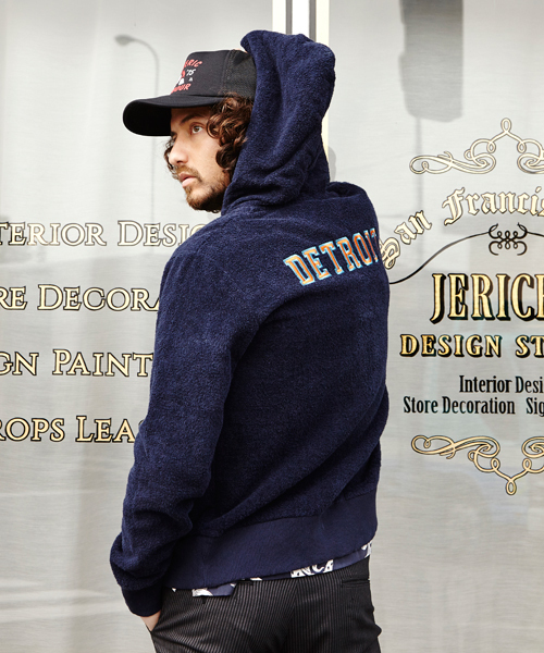 HYSTERIC GLAMOUR（ヒステリックグラマー）の「DETROITワッペン PK（パーカー・メンズ・ネイビー/トップグレー/ブラック・SMALL/MEDIUM/LARGE）」の5枚目の写真