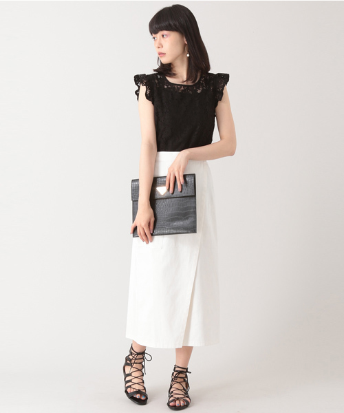 E hyphen world gallery（イーハイフンワールドギャラリー）の「・インナｰキャミ付きレｰスフリルプルオｰバｰ（Tシャツ/カットソー・レディース・オフホワイト/ブラック・FREE）」の13枚目の写真