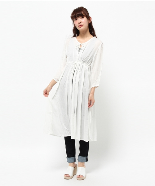 LBC(エルビーシー)の「レーヨンクレープペザント風ワンピース(ワンピース・レディース・オフホワイト/ネイビー・MEDIUM/LARGE)」の11枚目の写真